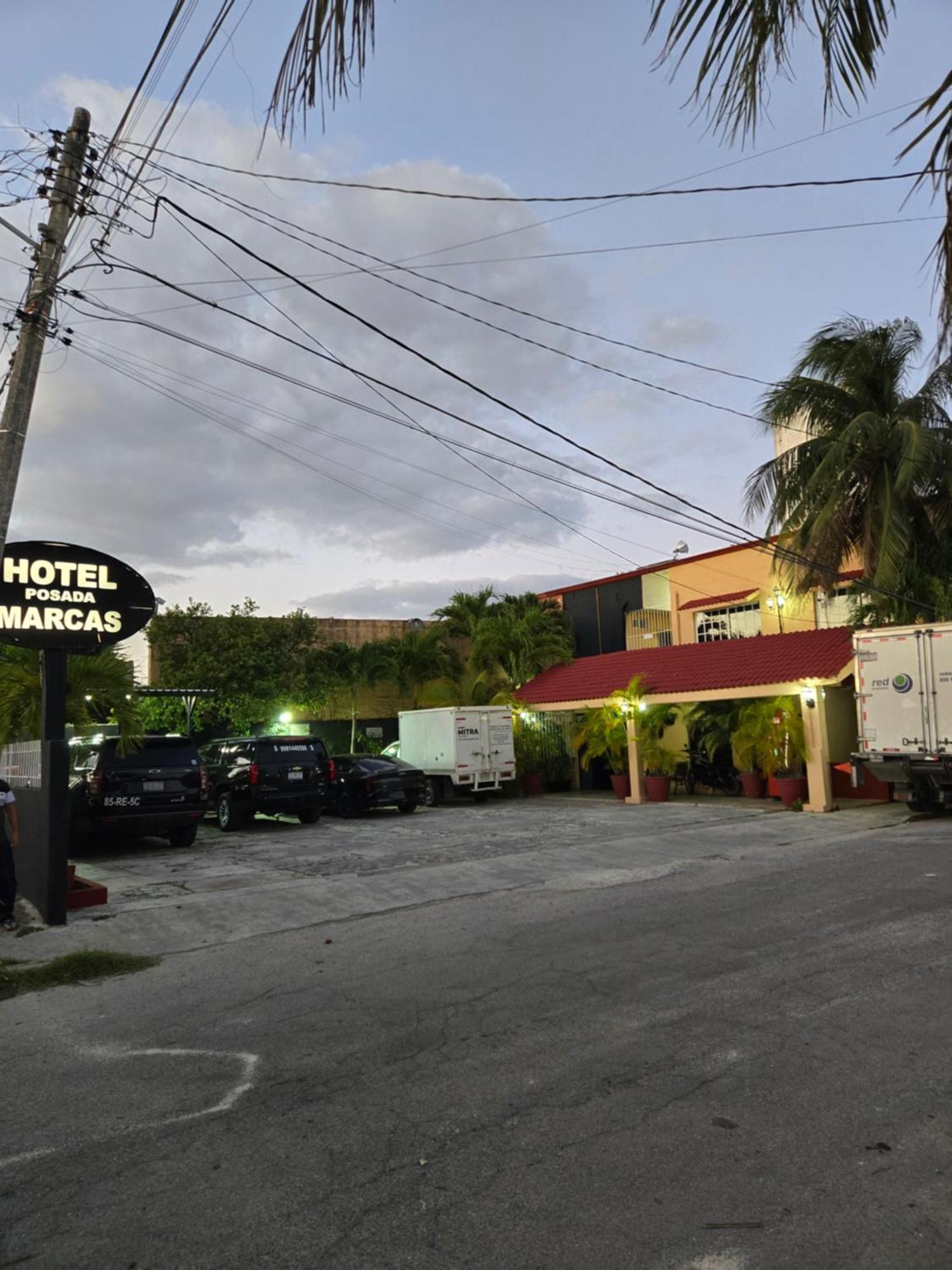 Hotel Posada Marcas Cancun Exterior photo